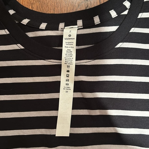 NWT size 2 lululemon every ready long sleeve - Picture 3 of 5